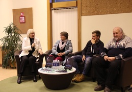 IMG 0753Režisierius Gytis Padegimas, aktorius Dovydas Stončius, Kauno miesto Kamerinio teatro vadovė Jurga Knyvienė, teatrologė Elvyra Markevičiūtė