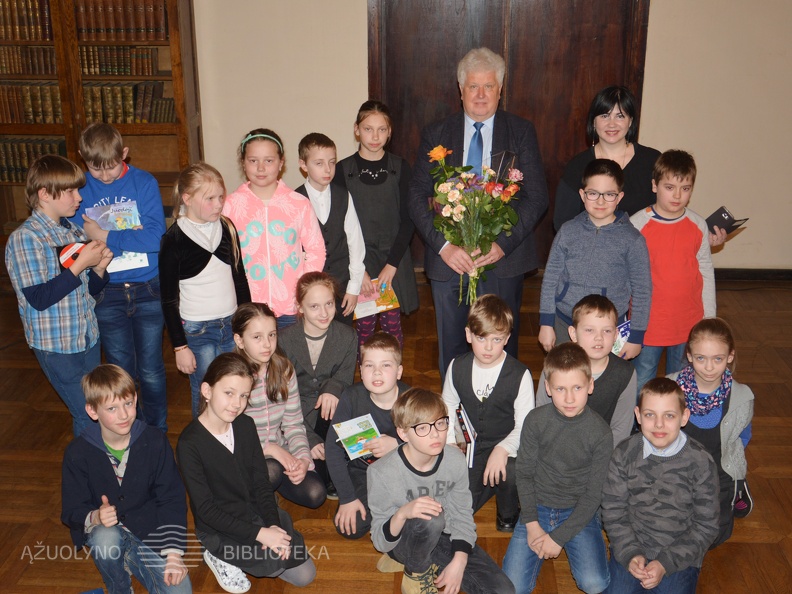 Kauno A. Puškino gimnazijos moksleivių klasė renginyje