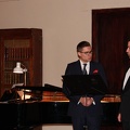 Dainuoja Kauno muzikinio teatro solistai Andrius Apšega ir Povilas Padleckis