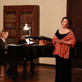 Dainuoja Kauno muzikinio teatro solistė Rita Preikšaitė, fortepijonu akompanuoja Rūta Blaškytė