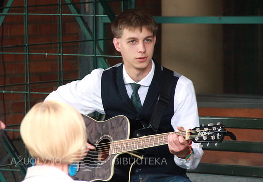 Gitaristas-skautas Ignas Malinauskas