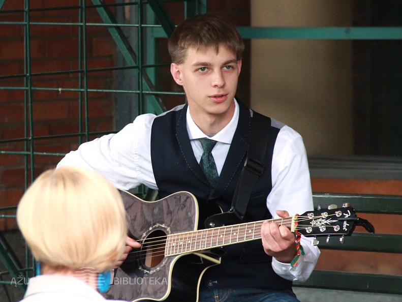 Gitaristas-skautas Ignas Malinauskas