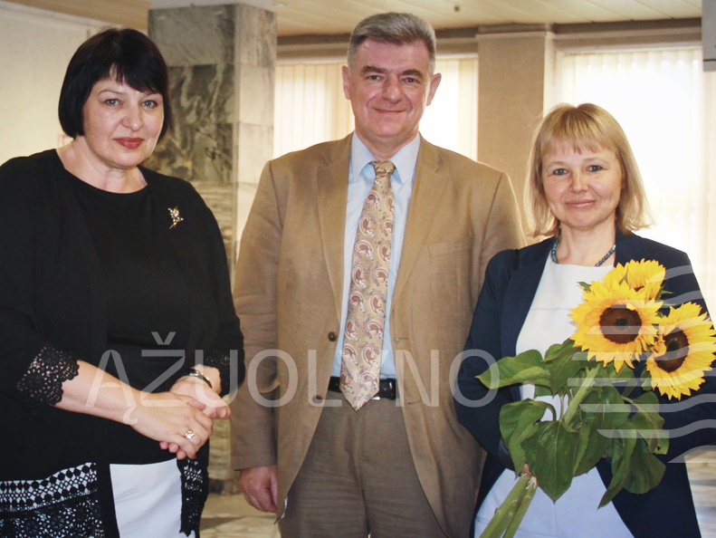 KAVB direktorė Asta Naudžiūnienė, Kroatijos Respublikos ambasados laikinasis reikalų patikėtinis ponas Krešimir Kedmenec ir atstovybės vadovo asistentė Jurga Jozič