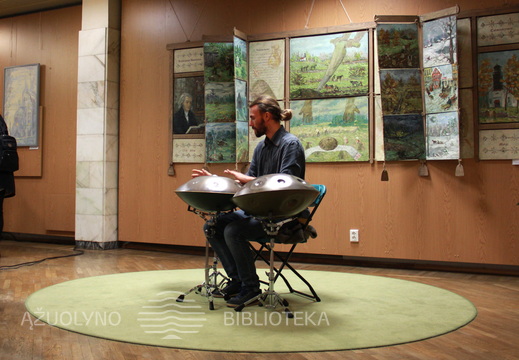 Hangu groja Tomas Byčkovas