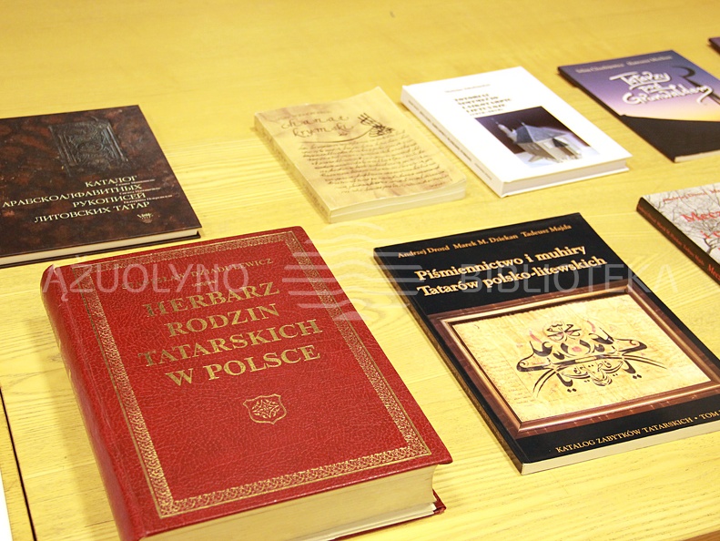 Senųjų leidinių paroda totoristikos tema