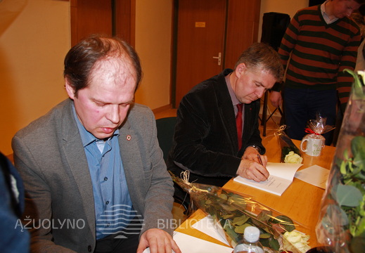 Ovidijus Jurksa ir prof. Valdas Rakutis