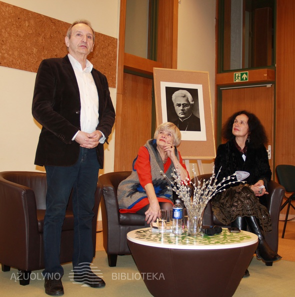 IMG_4585.JPG