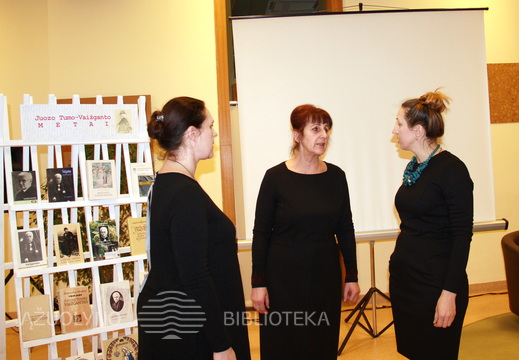 Folkloro ansamblis „Kadujo“