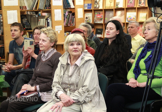 Iš kairės: dainininkė Violeta Rakauskaitė-Štromas, aktorė Olita Dautartaitė, teatrologė Deimantė Dementavičiūtė-Stankuvienė