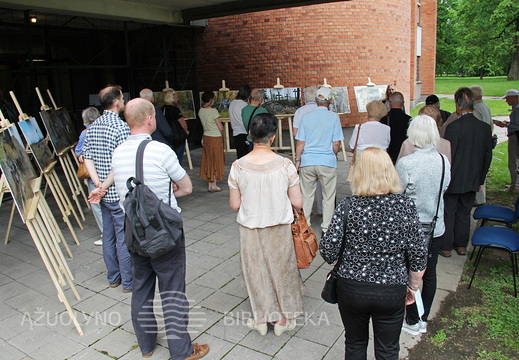 Parodos pristatymo akimirka