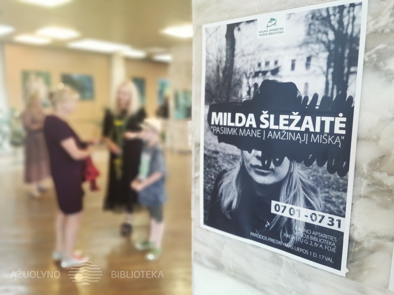 Parodos atidarymo akimirka