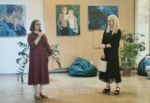 Sveikinimai parodos autorei