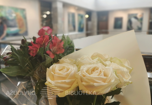 Parodos atidarymo akimirka