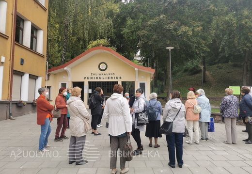 Projekto „Akimirkų istorijos“ paskaita-ekskursija ,,Pasivaikčiojimas po tarpukario Žaliakalnį“