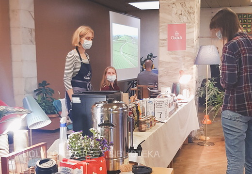 Kavinė ir vegan desertų kepyklėlė CHAIKA KAUNAS