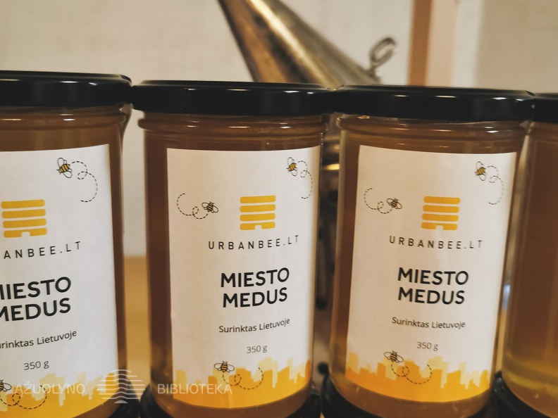 Miesto bitininkystės ir medaus produktų pristatymas su iiniciatyvos Urbanbee.lt sumanytojais