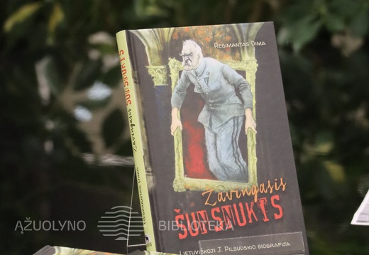 Regimanto Dimos knygos  „Žavingasis šunsnukis: Lietuviškoji J. Pilsudskio biografija“ su Audriu Karaliumi