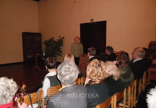 11. Kalba žmona Genovaitė Virginija Indrienė.